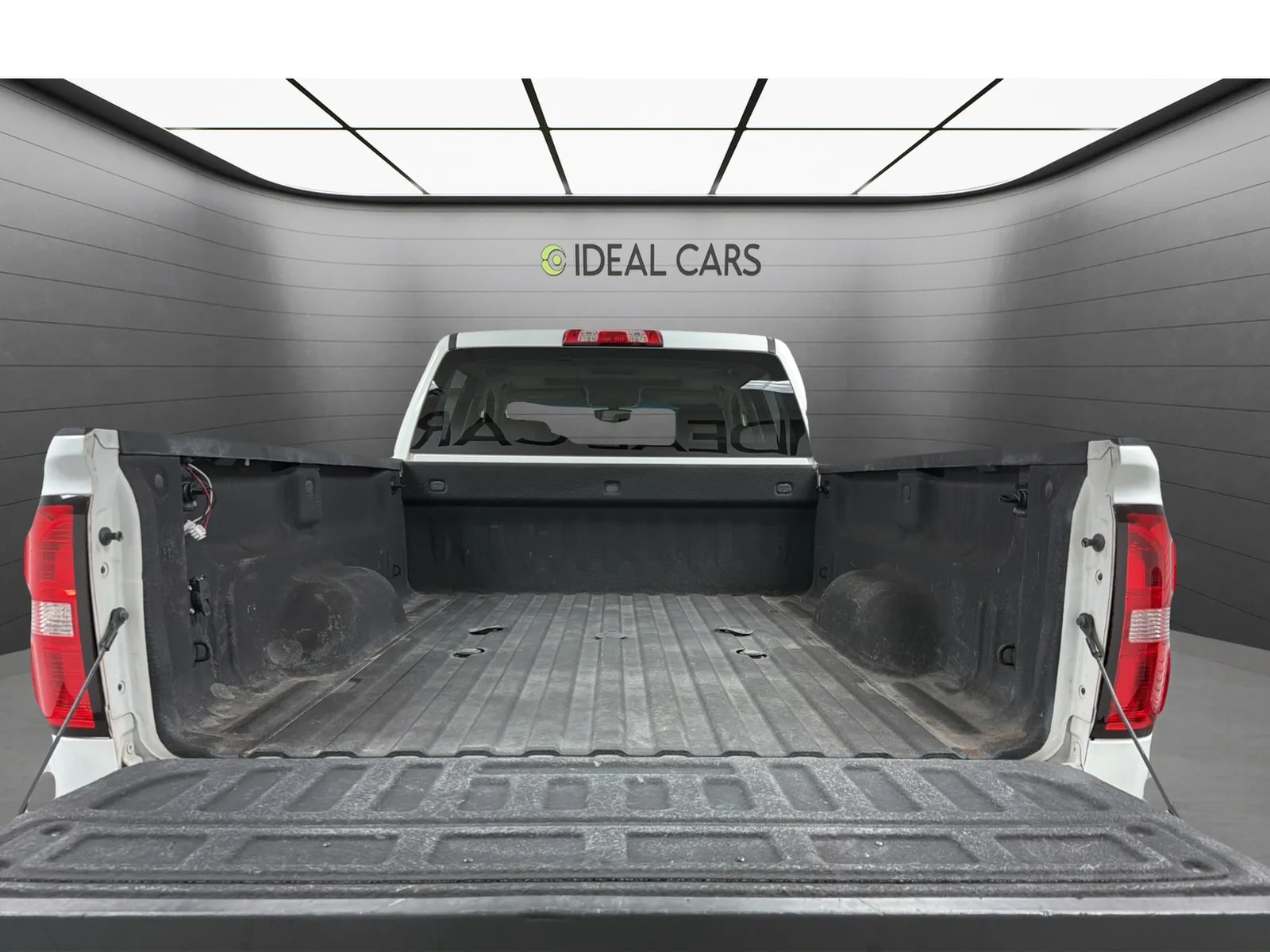 GMC Sierra photo 18