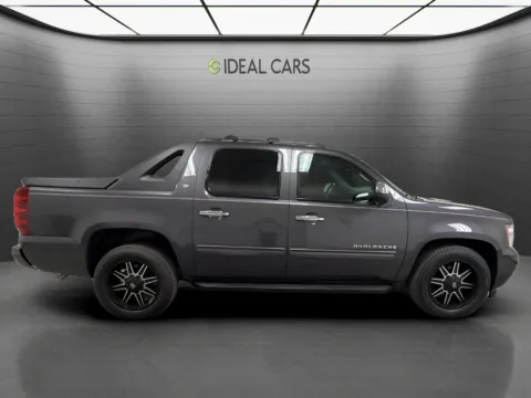 More photos of 2011 Chevrolet Avalanche LT at Ideal Cars - Broadway, AZ