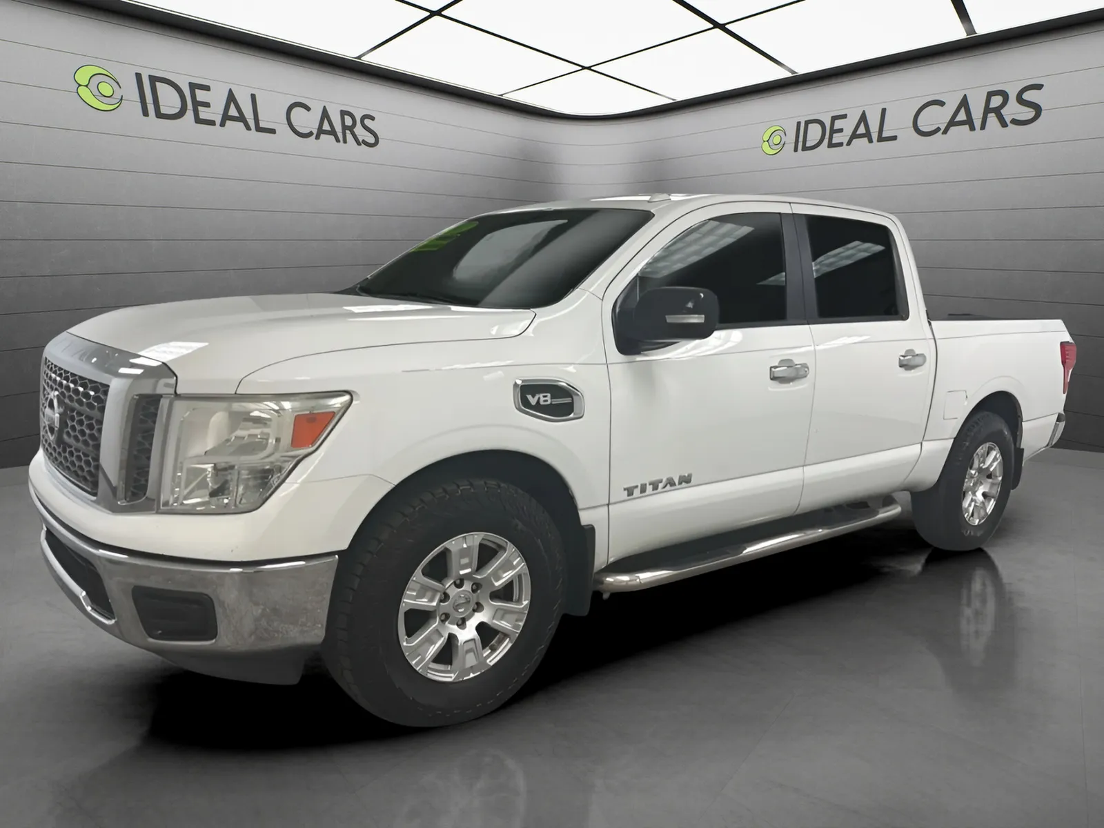 2017 Nissan Titan SV for sale in Mesa, AZ