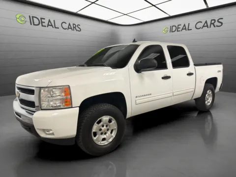 White 2011 Chevrolet Silverado 1500 LT for sale in Mesa, AZ