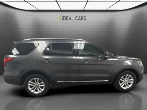 More photos of 2017 Ford Explorer XLT at Ideal Cars - Broadway, AZ