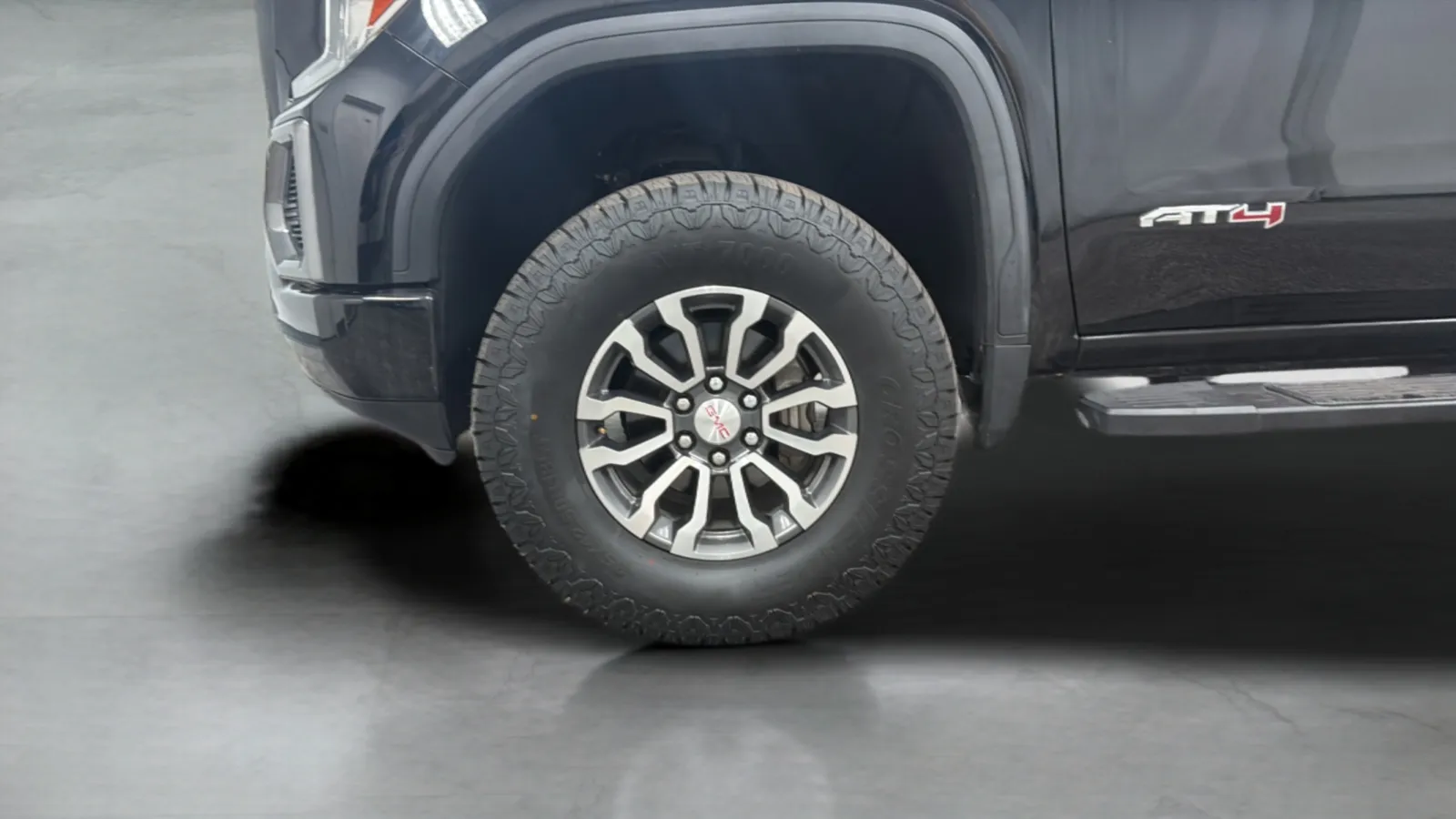 GMC Sierra photo 27