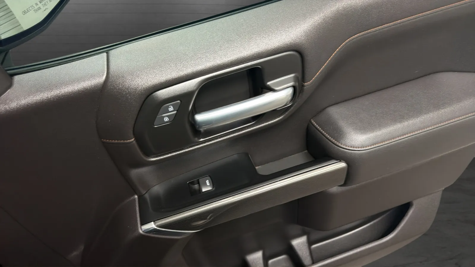 GMC Sierra photo 18