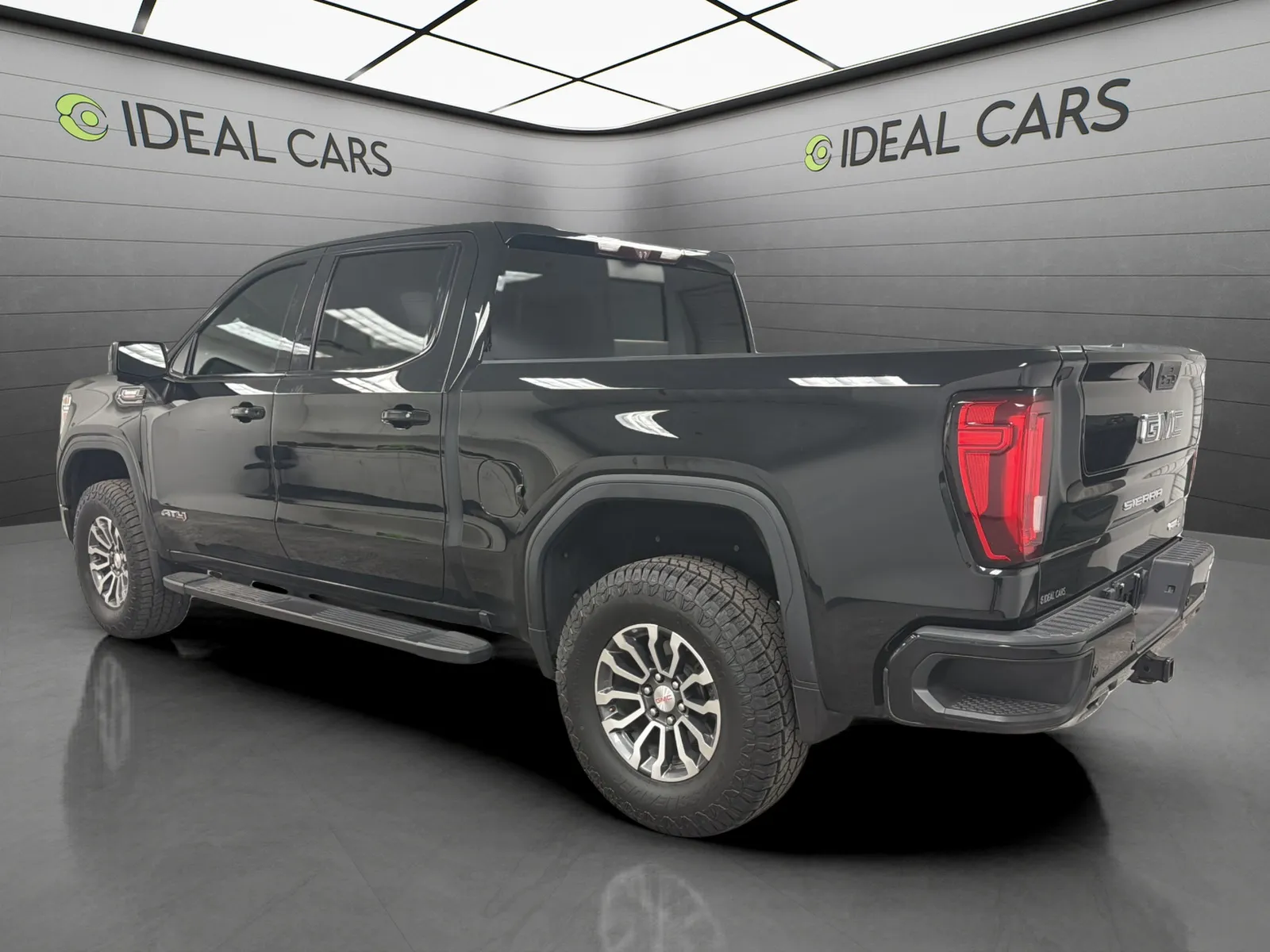 GMC Sierra photo 7