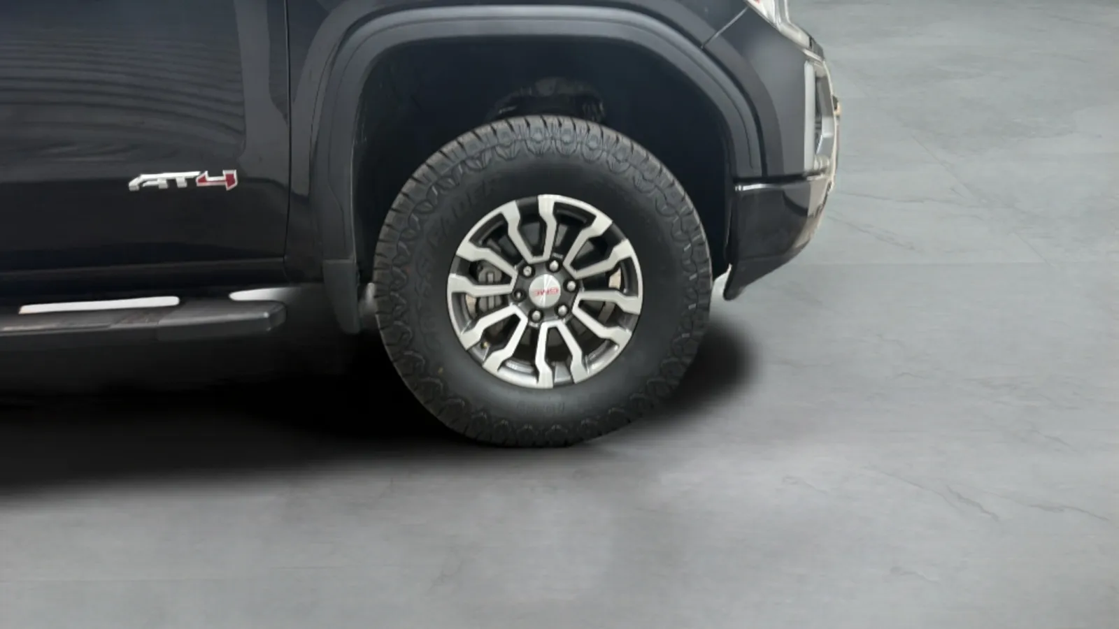 GMC Sierra photo 24