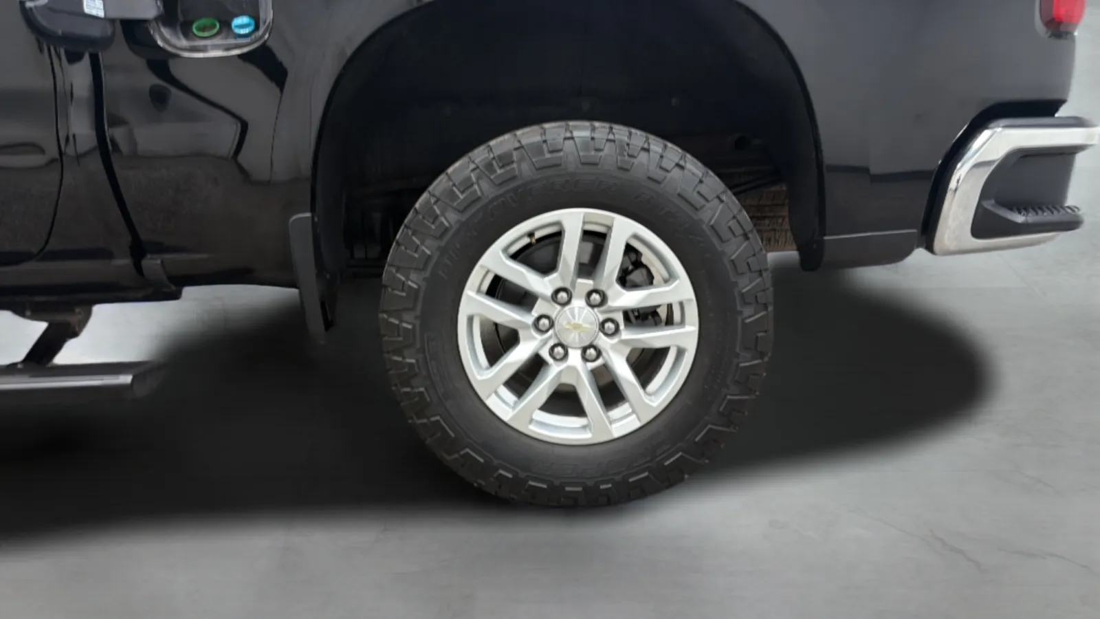 Chevrolet Silverado photo 28