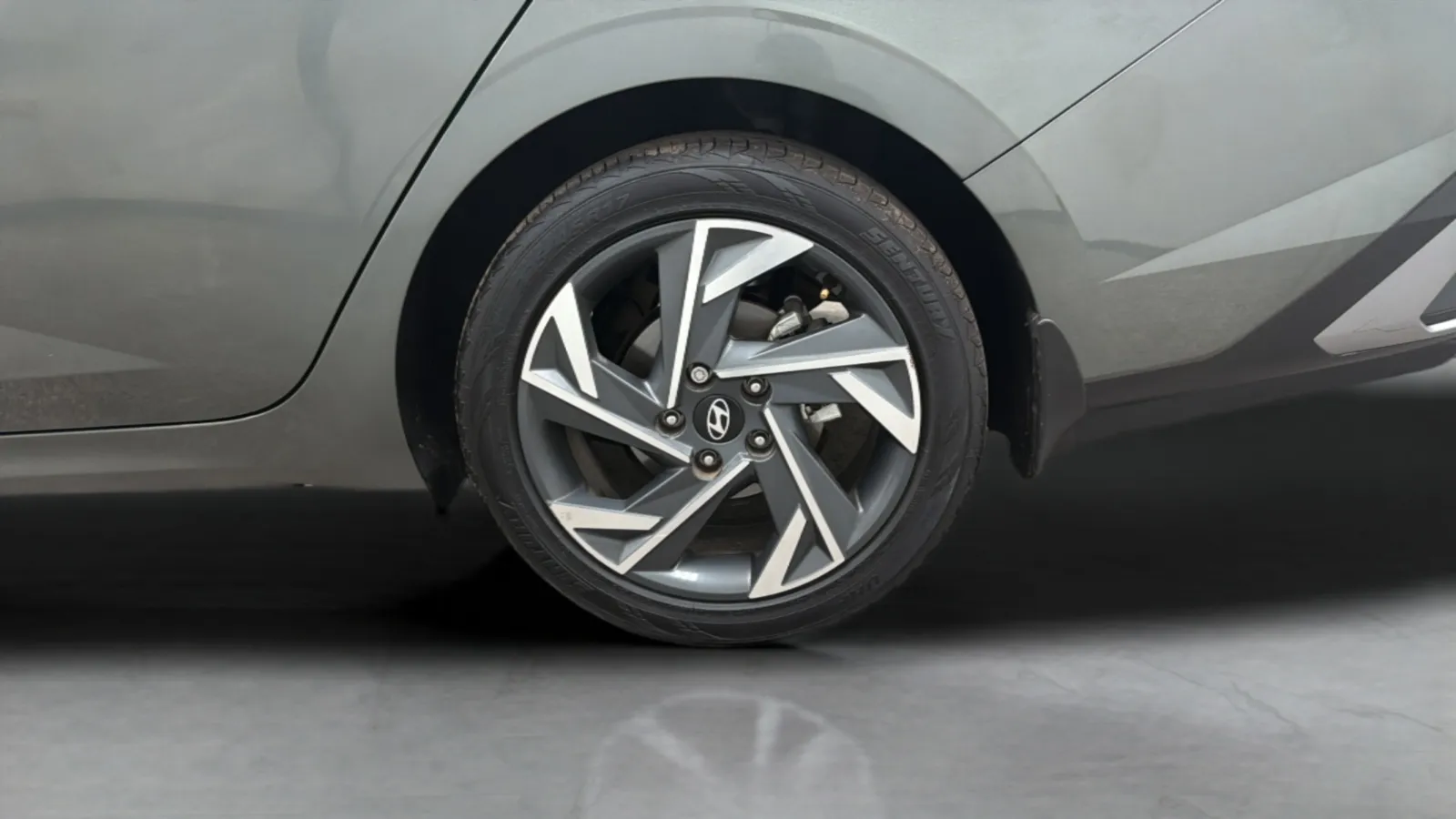 2025 Hyundai Elantra SEL - Photo 27