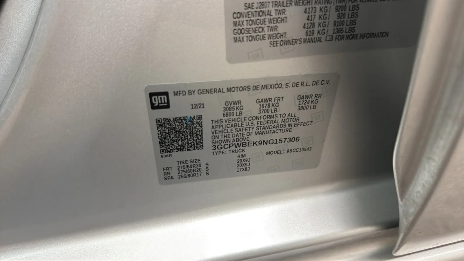 Chevrolet Silverado photo 23