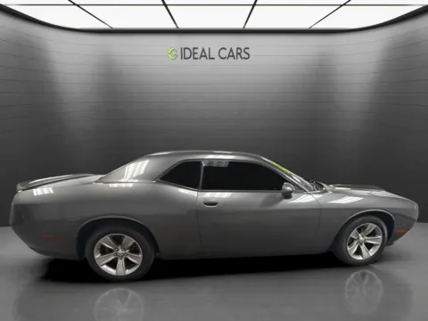 More photos of 2019 Dodge Challenger SXT at Ideal Cars - Broadway, AZ