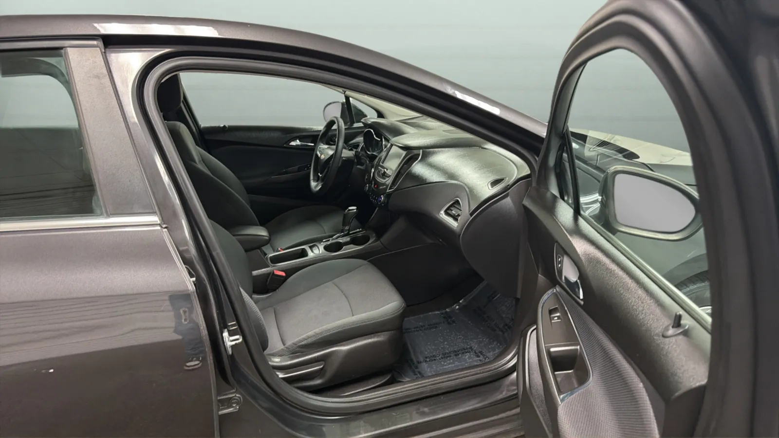 Chevrolet Cruze photo 22