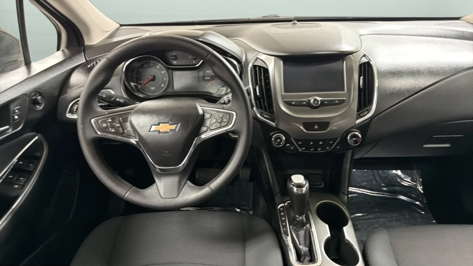 Chevrolet Cruze photo 10