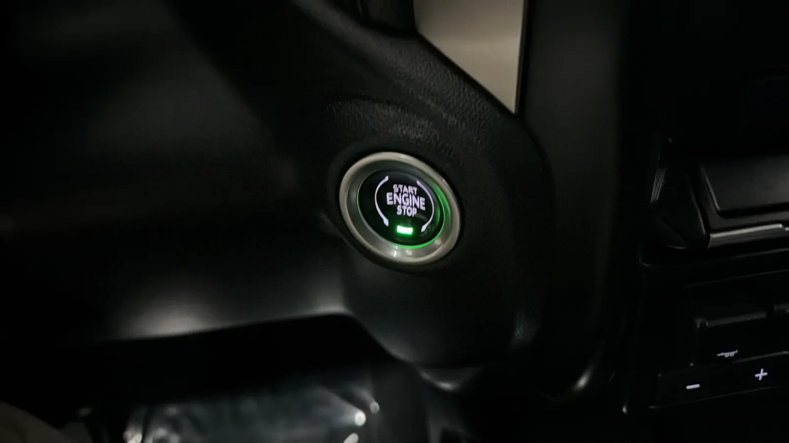 Chevrolet Silverado photo 15