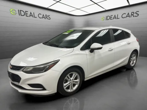 White 2018 Chevrolet Cruze LT Auto for sale in Mesa, AZ