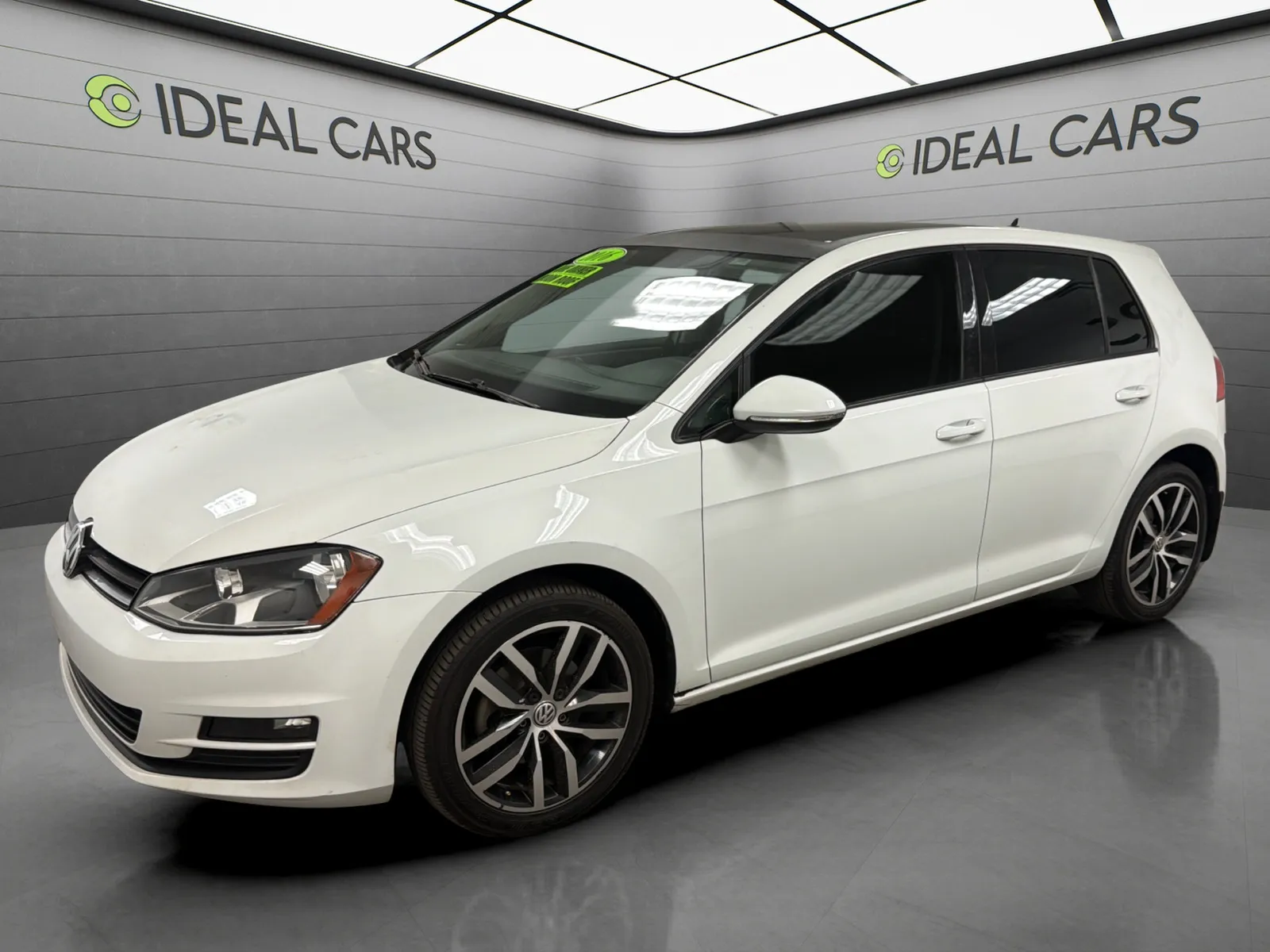 White 2016 Volkswagen Golf TSI SE for sale in Mesa, AZ