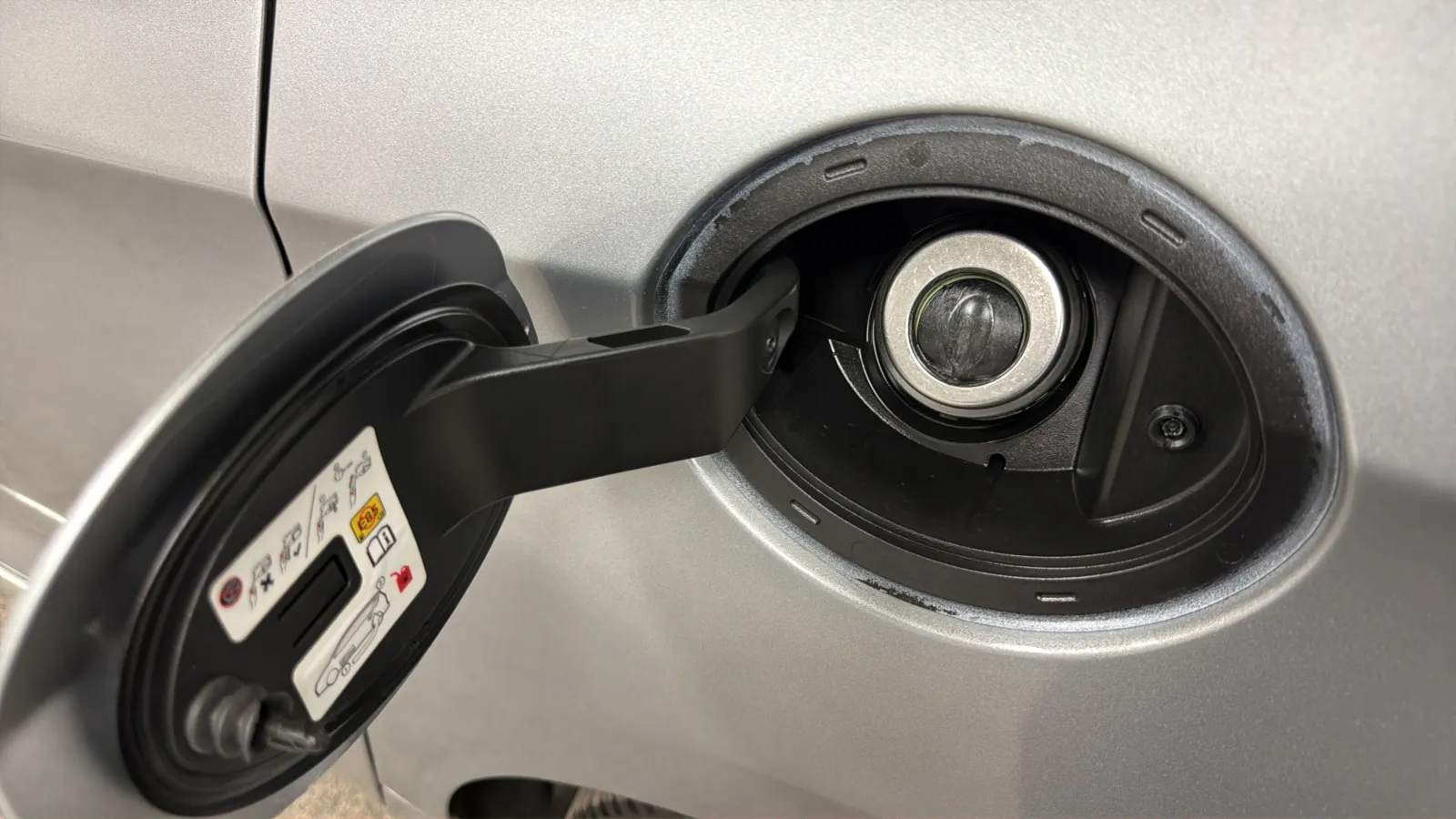Chrysler Pacifica photo 28
