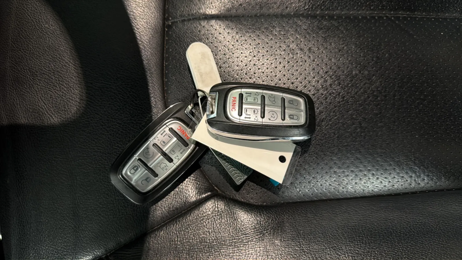 Chrysler Pacifica photo 29