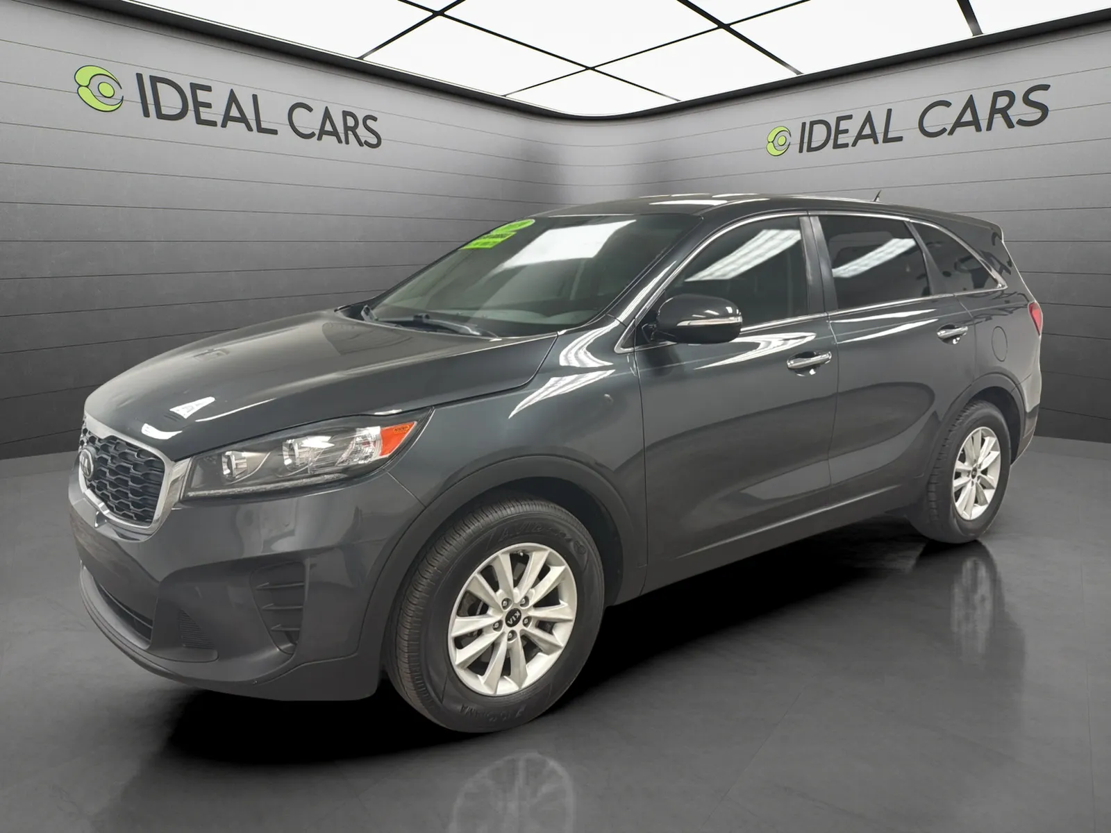 Gray 2019 Kia Sorento LX for sale in Mesa, AZ