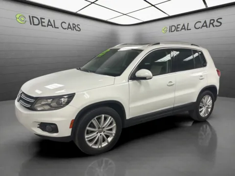 White 2016 Volkswagen Tiguan 2.0T SE for sale in Mesa, AZ
