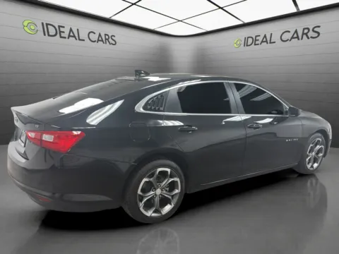 More photos of 2023 Chevrolet Malibu LT at Ideal Cars - Broadway, AZ