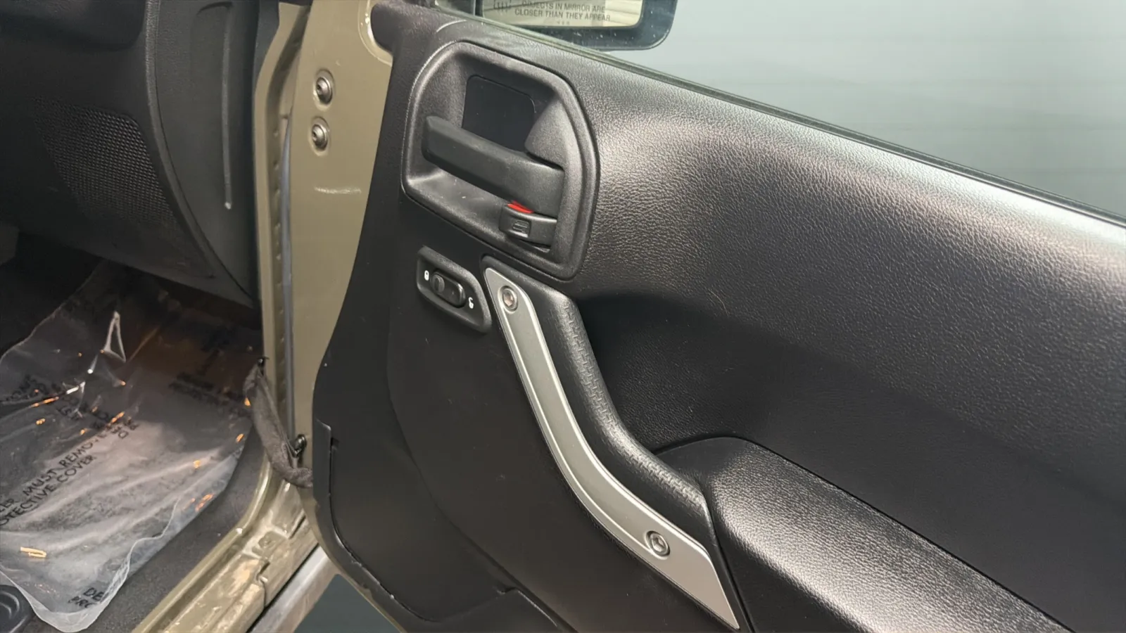 Jeep Wrangler photo 17