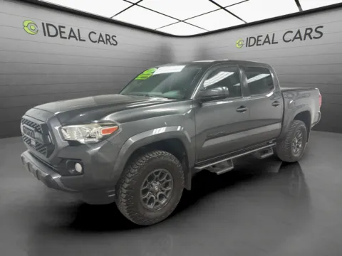 Gray 2018 Toyota Tacoma SR5 V6 for sale in Mesa, AZ