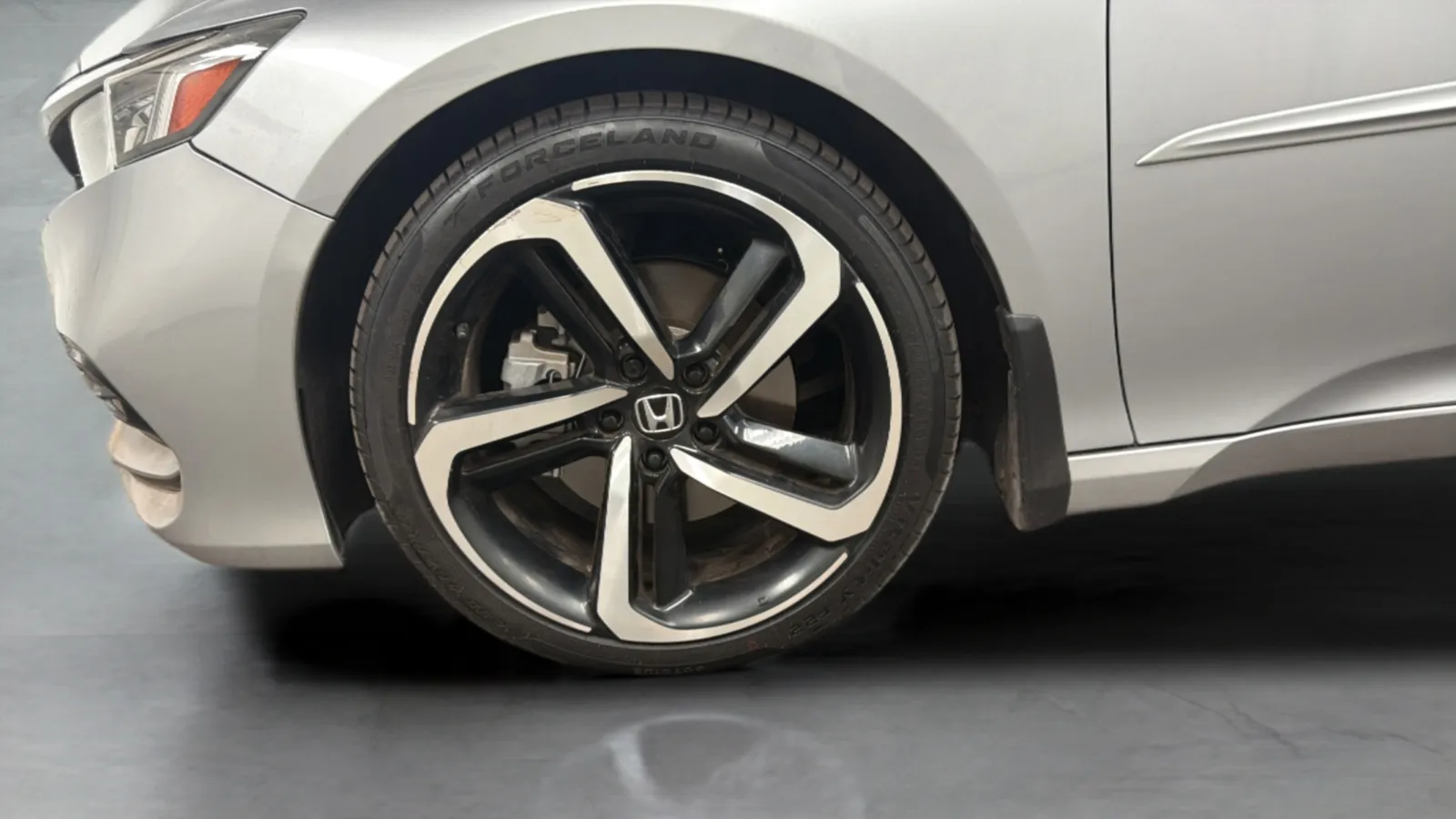 Honda Accord photo 27