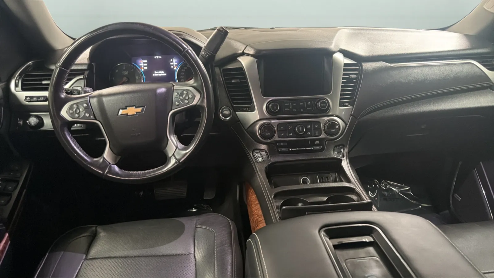 Chevrolet Tahoe photo 10