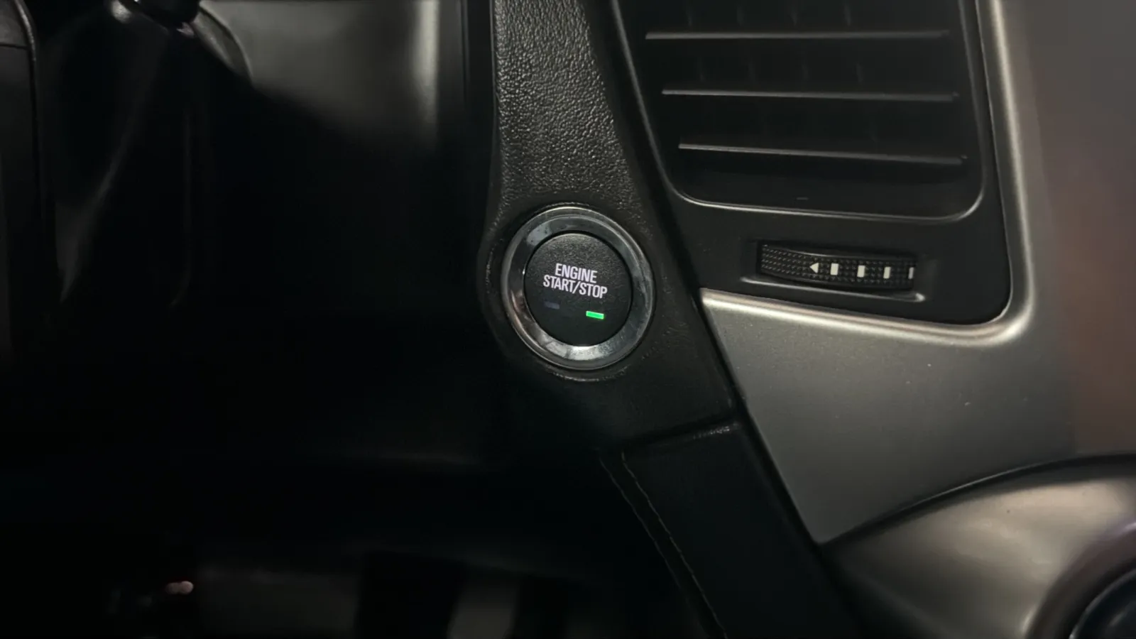 Chevrolet Tahoe photo 15