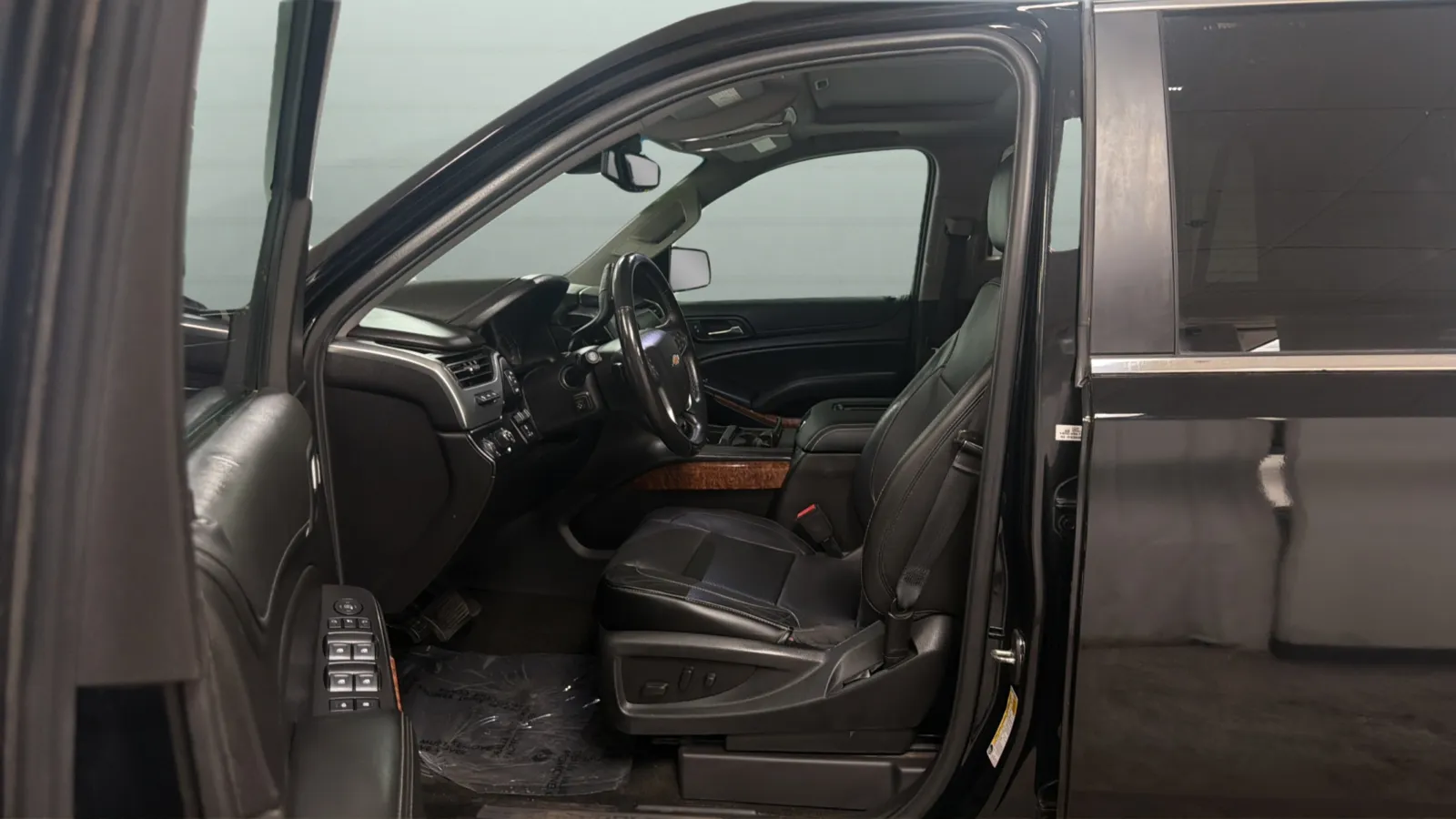 Chevrolet Tahoe photo 21