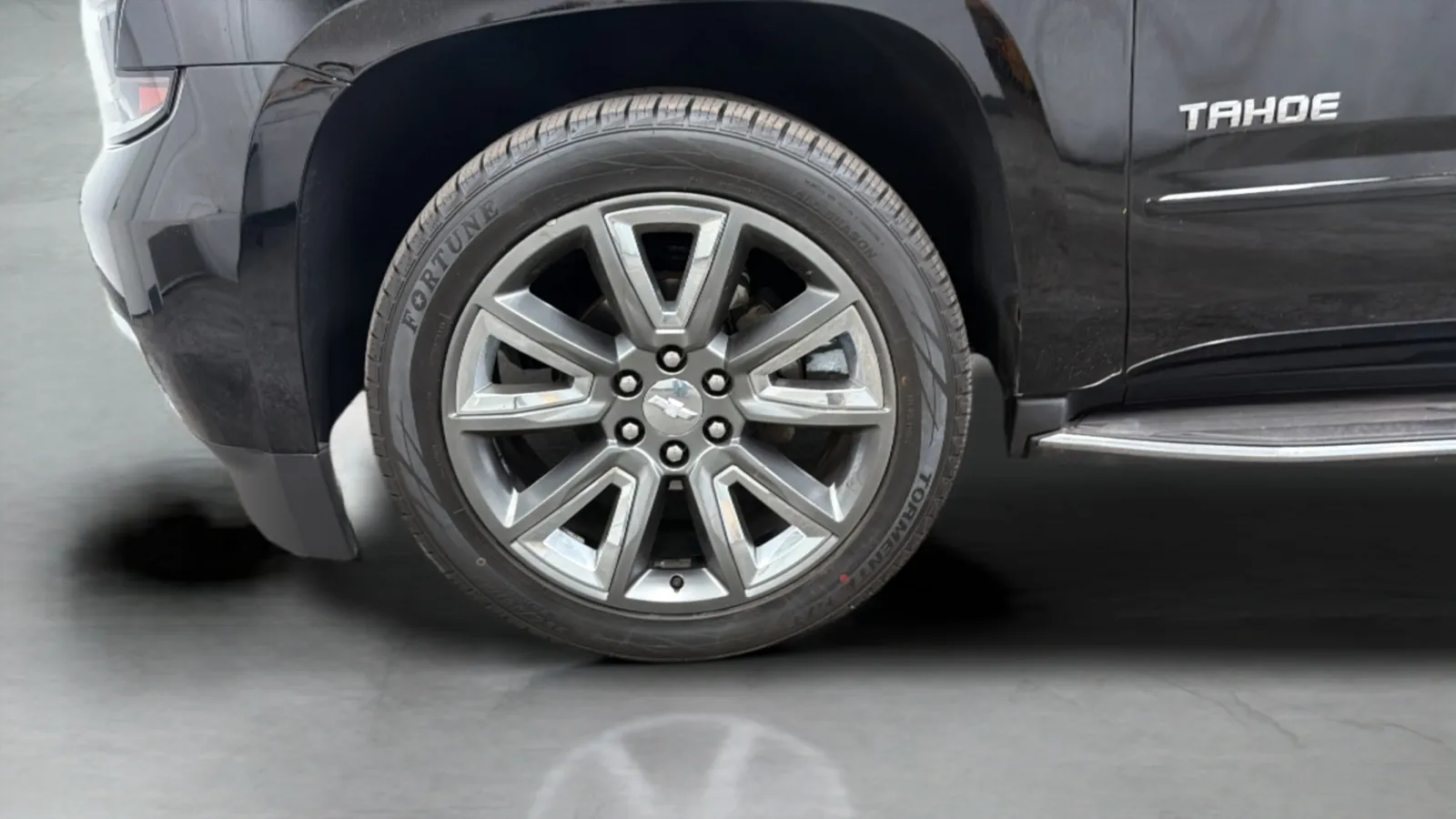 Chevrolet Tahoe photo 28