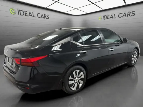 More photos of 2020 Nissan Altima 2.5 S at Ideal Cars - Broadway, AZ