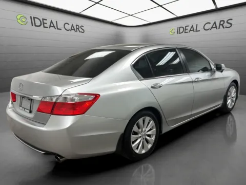 More photos of 2013 Honda Accord EX at Ideal Cars - Broadway, AZ