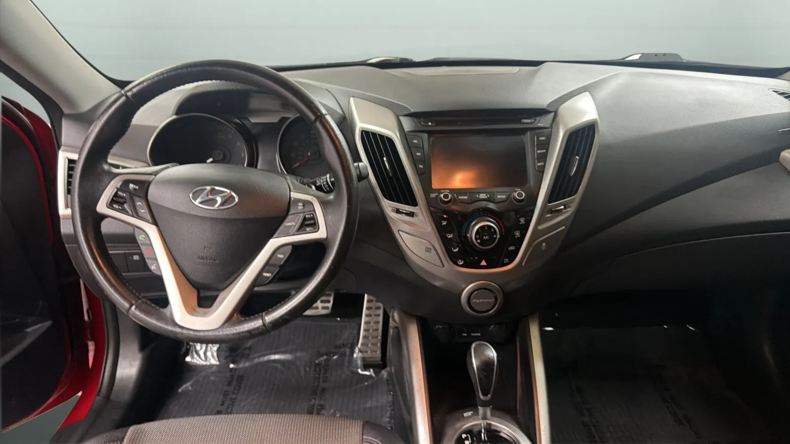 Hyundai Veloster photo 10