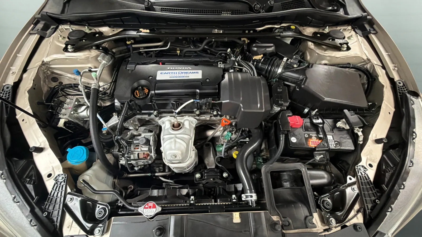 Honda Accord photo 23