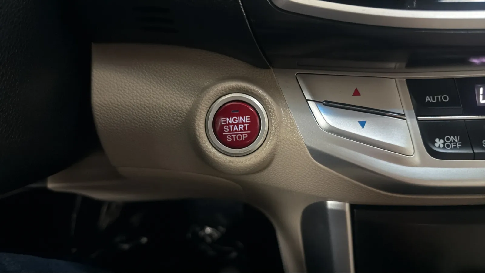 Honda Accord photo 15