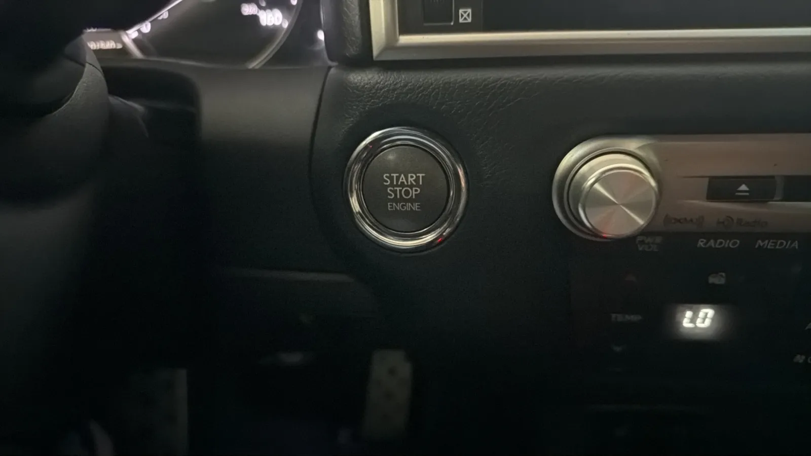 Lexus GS photo 15