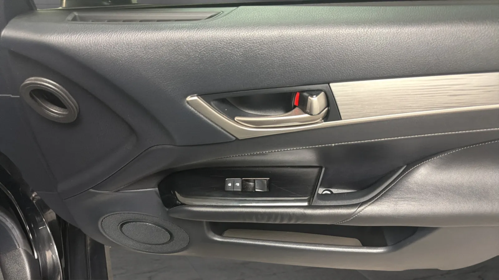 Lexus GS photo 18