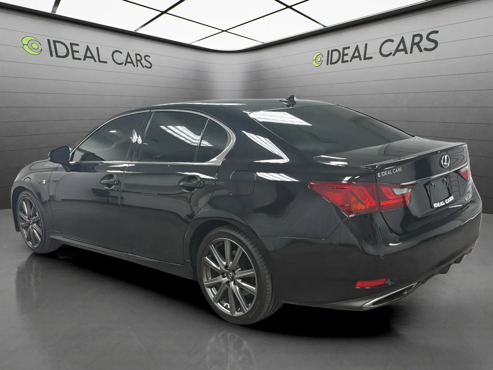 Lexus GS photo 7