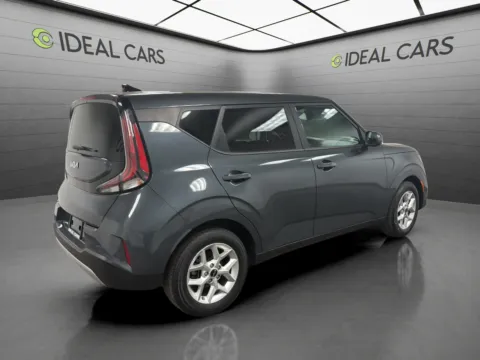 More photos of 2023 Kia Soul LX at Ideal Cars - Broadway, AZ