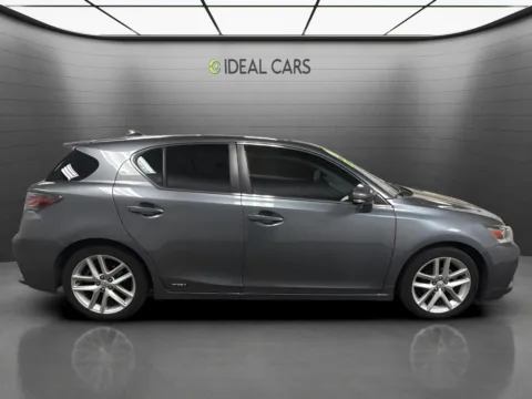 More photos of 2015 Lexus CT 200h at Ideal Cars - Broadway, AZ