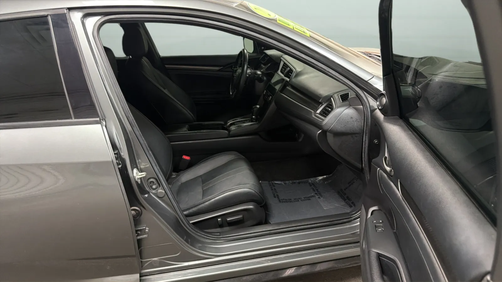 Honda Civic photo 22