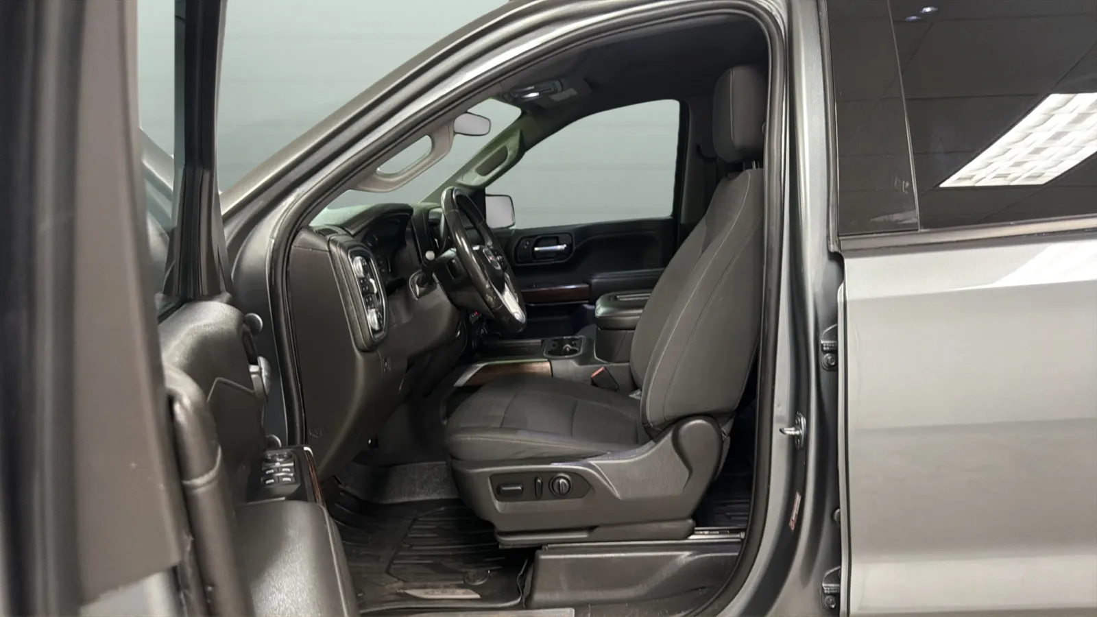 GMC Sierra photo 21