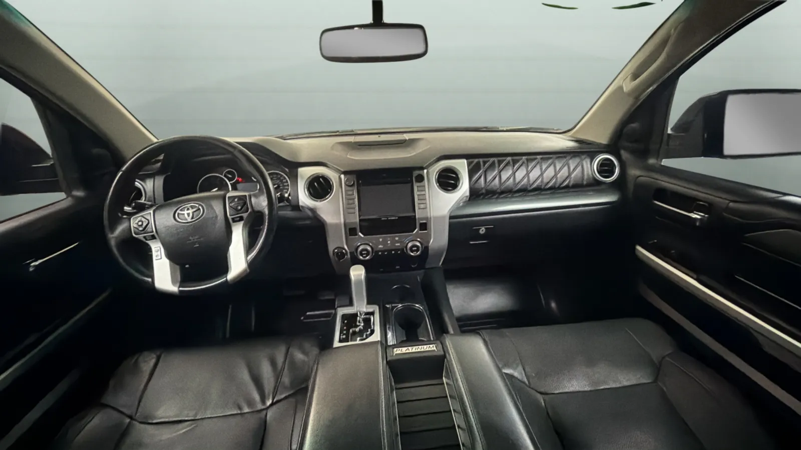 Toyota Tundra photo 9