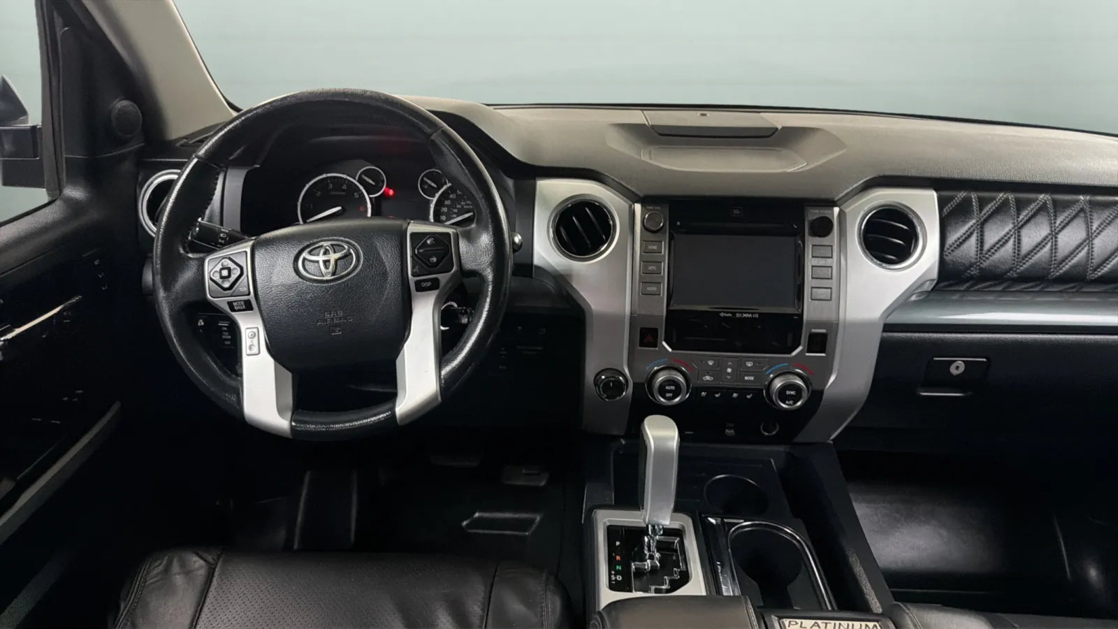 Toyota Tundra photo 10