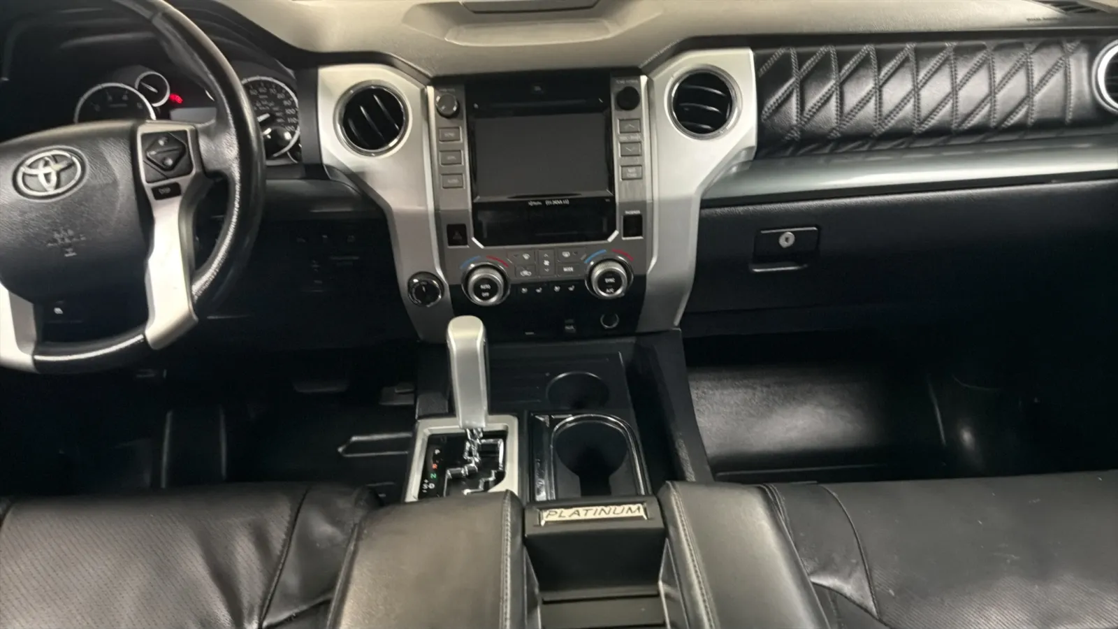 Toyota Tundra photo 15