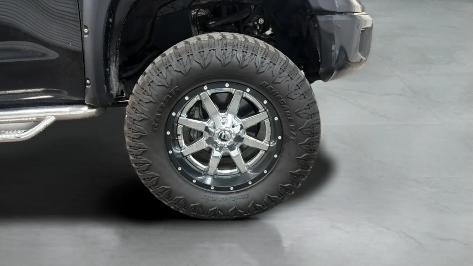 Toyota Tundra photo 24