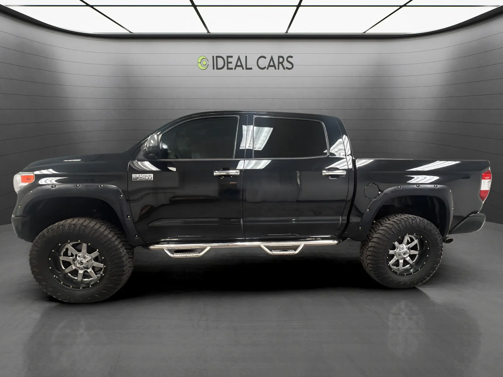Toyota Tundra photo 8