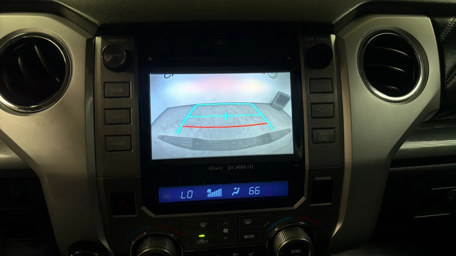 Toyota Tundra photo 14