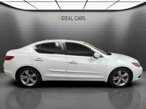 More photos of 2013 Acura ILX 2.0L w/Tech at Ideal Cars - Broadway, AZ