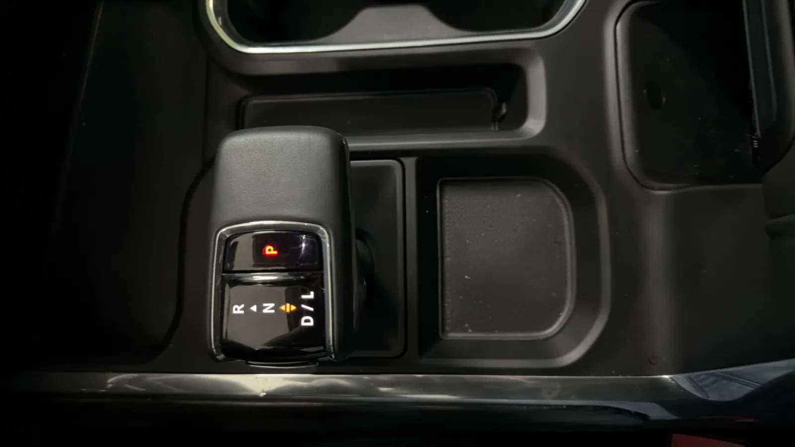 Chevrolet Silverado photo 12